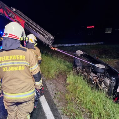 FAHRZEUGBERGUNG