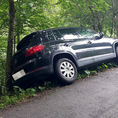 FAHRZEUGBERGUNG